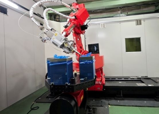 ファイバーレーザー溶接機４号機